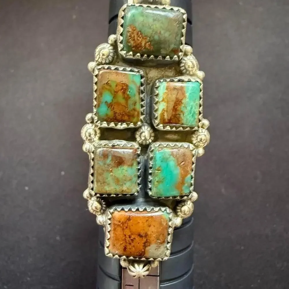 Big beautiful sterling silver multi stone pilot mountain ring. Adjustable